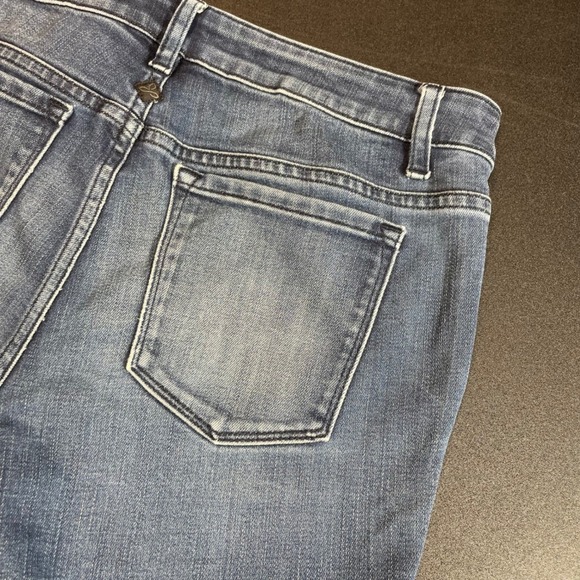 Prana Women's Blue Dark Wash Denim Whiskered Skinny Jeans Size 4 Short - Picture 3 of 11